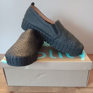 Glolily Elle Platform Wave Perf Black,  EPW-601 Women's Size 10M - Pre-owned